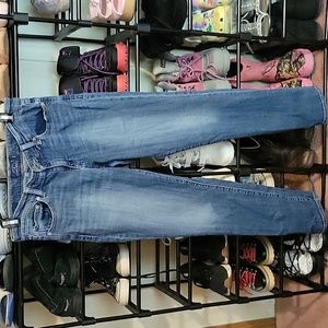 8/29 lucky brand sweet strait low rise jeans